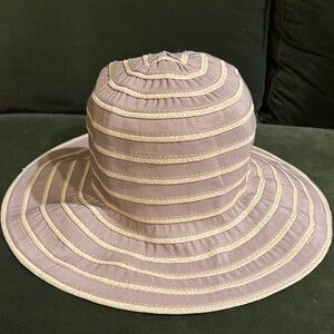 Sun and Sand Striped creme/tan Sun Hat. Packable. Size OS.